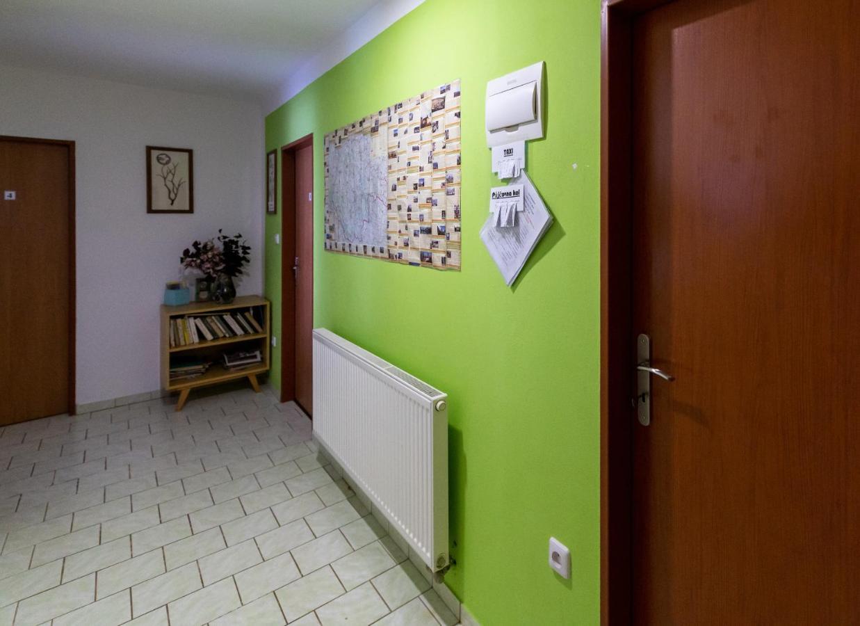 Penzion U Sýkorů Třeboň Esterno foto